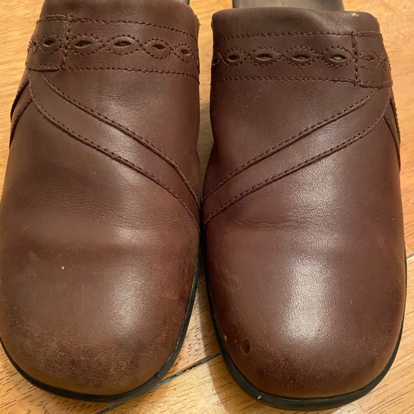Clark’s leather upper clogs very nice comfy 9W - Picture 2 of 16
